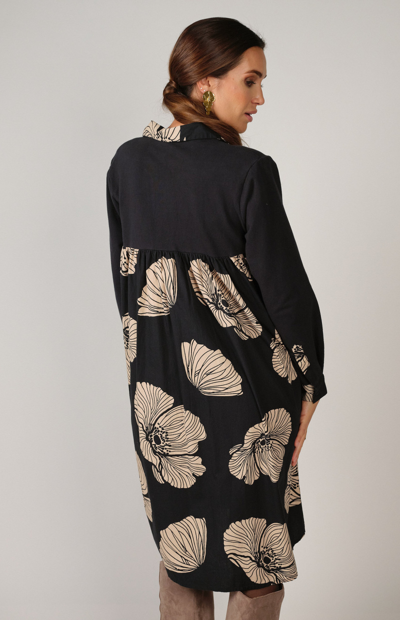 Robe noir à fleurs bohème